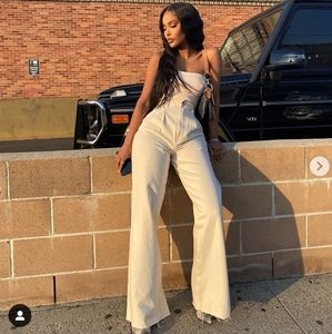 NWT Natural Trendsetter Pleated Wide Leg Jeans